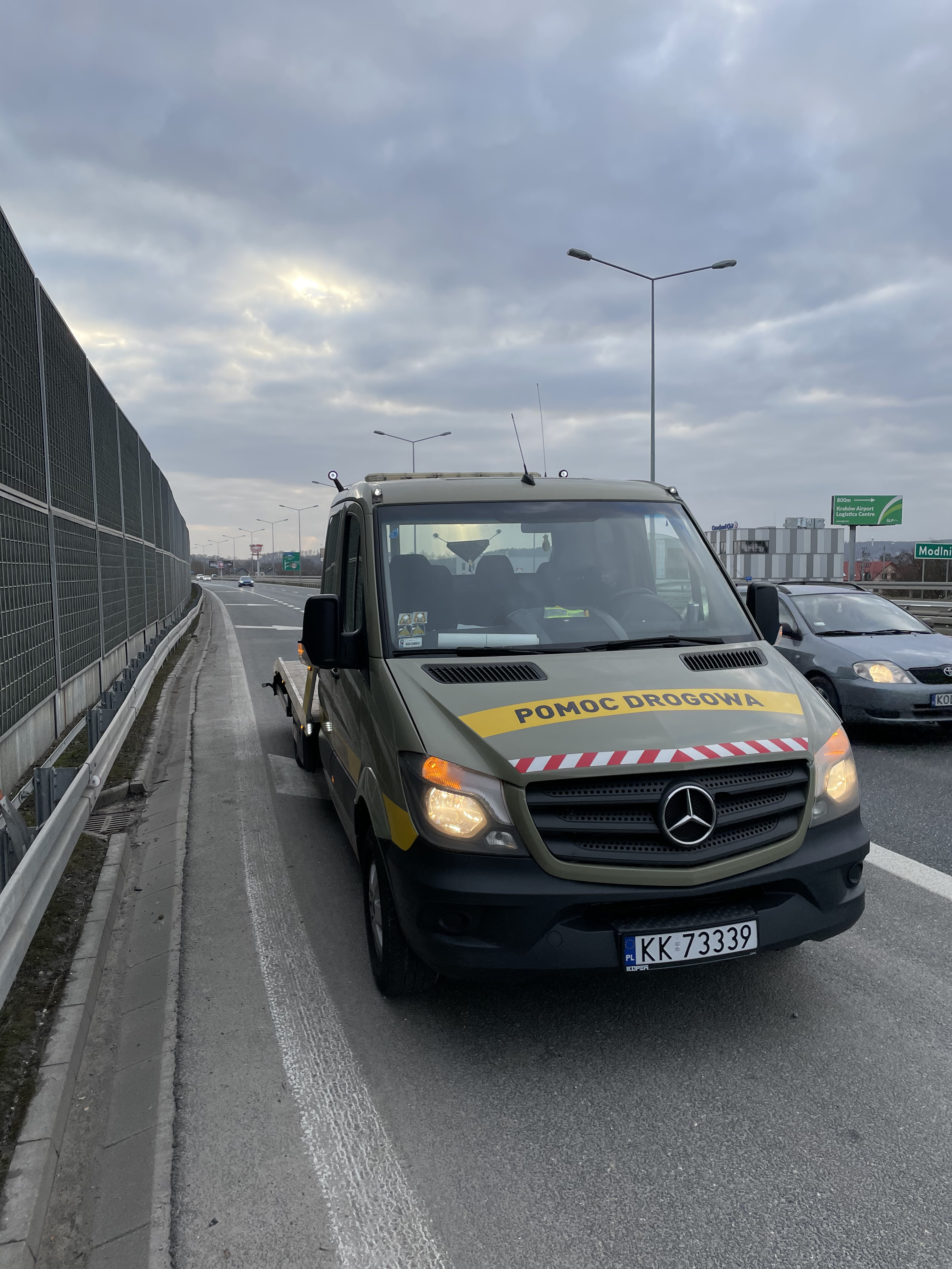 Laweta Gdów Pomoc Drogowa